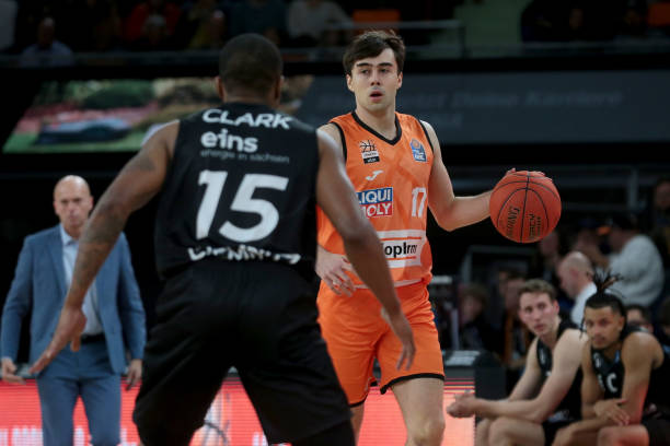 比赛的表现 比赛的表现